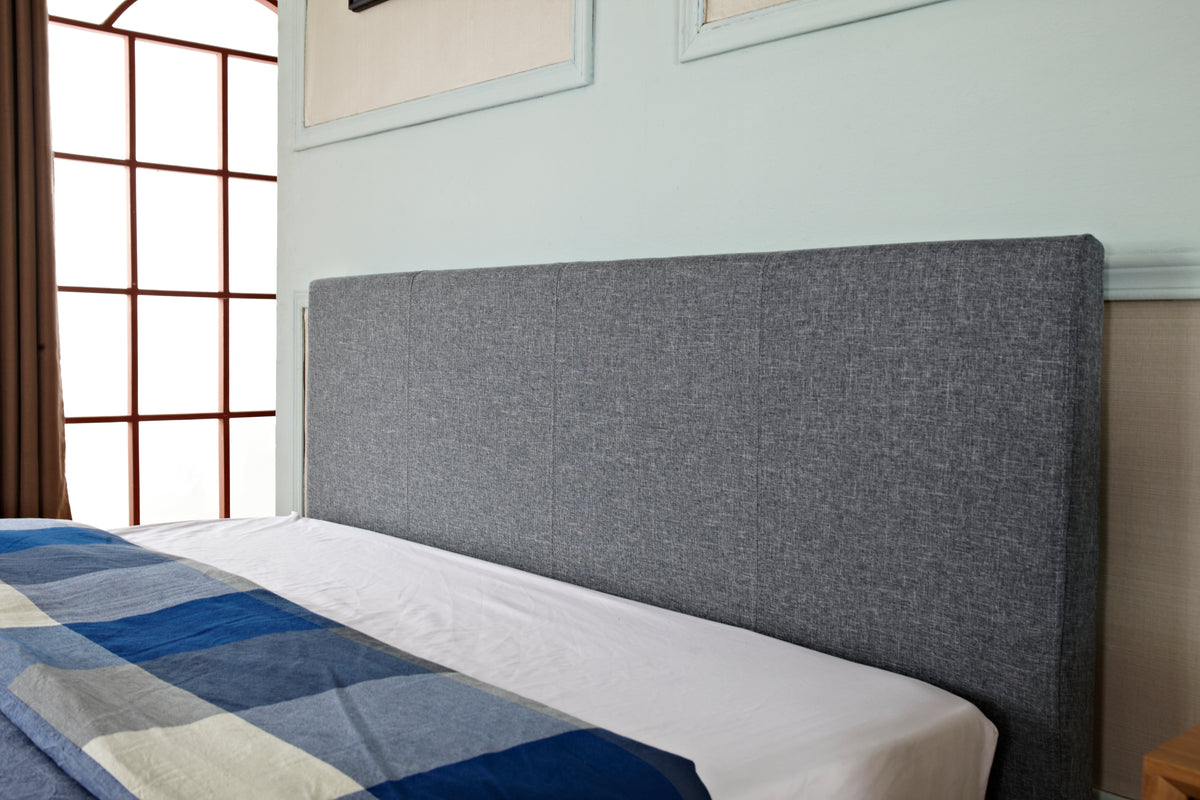 Gas Lift Storage Bed | Queen Size | Linen Fabric Upholstery | Poplar Wood Slats & Metal Center Rail Support